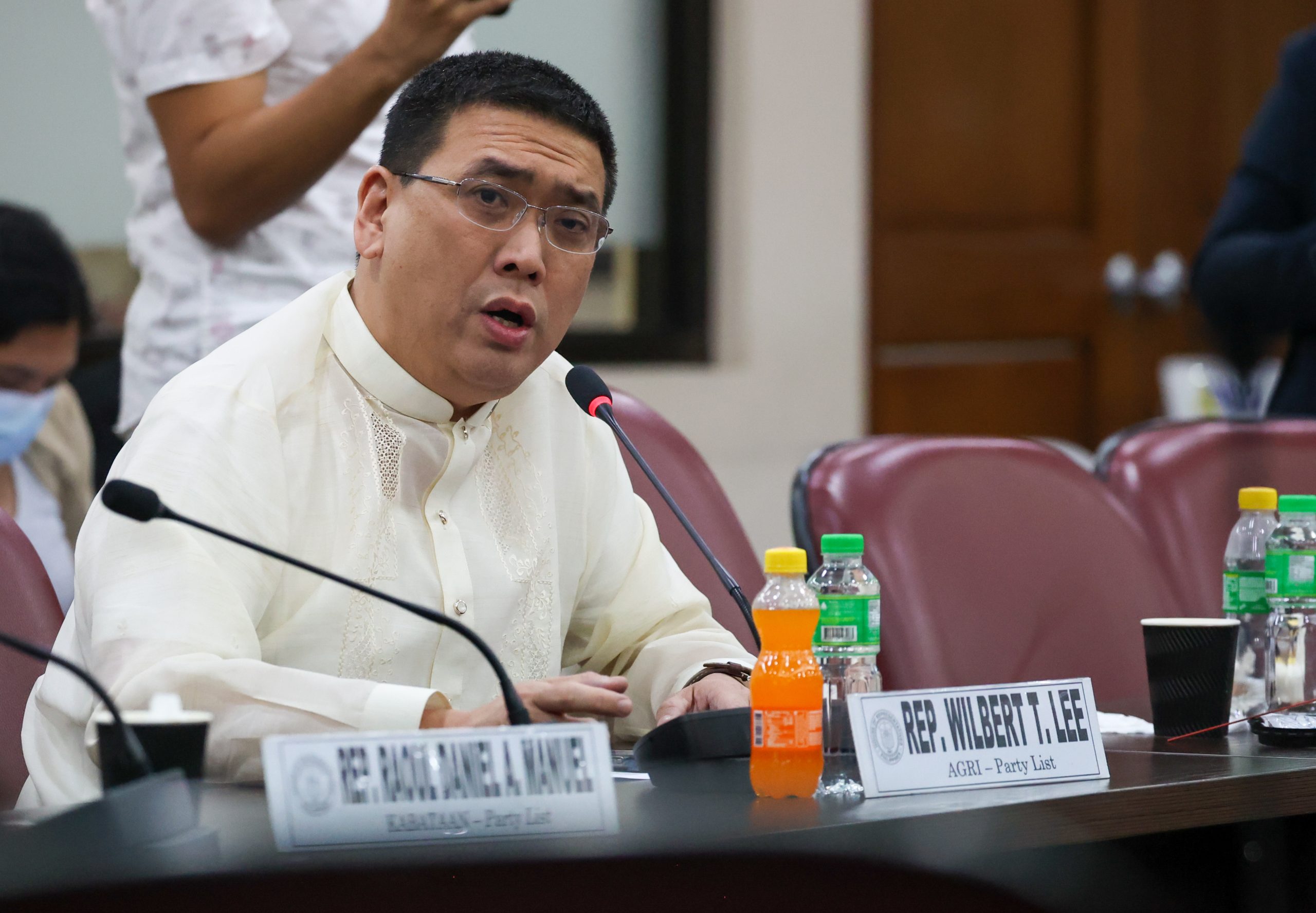 Lee Demands Investigation into ₱11-B Expired Medicines and Vaccines